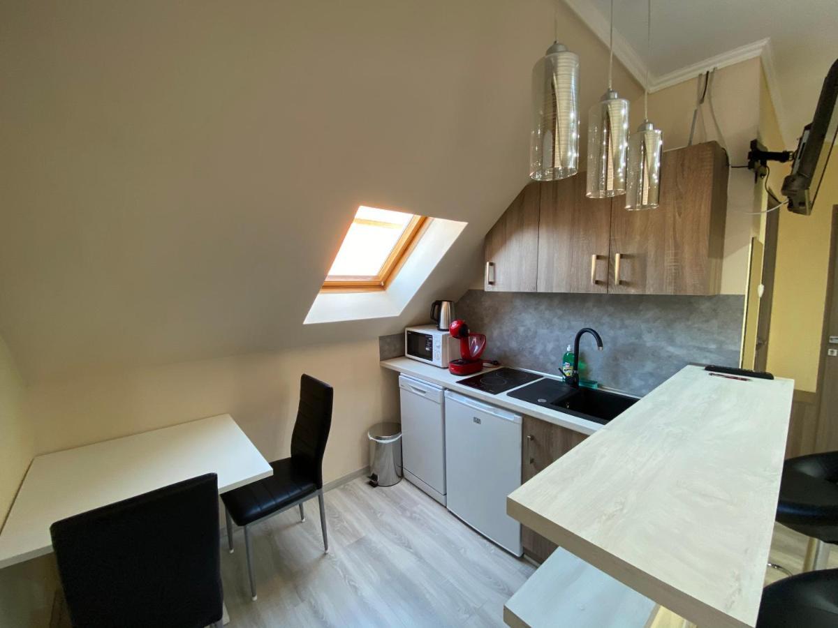 Millennium Lux Apartments ハイデゥソボスロー エクステリア 写真